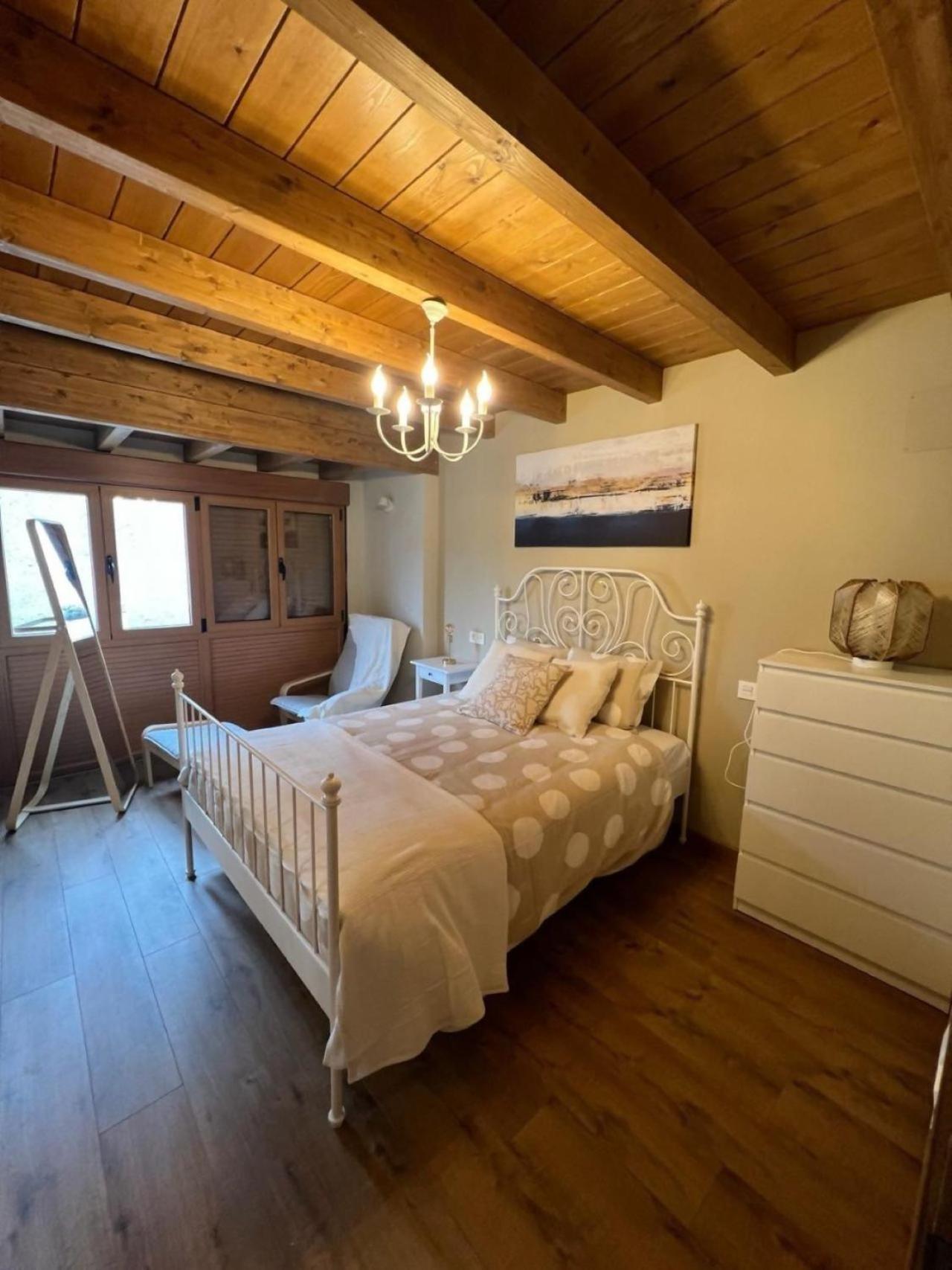 Casa Moises En Bimenes Villa ภายนอก รูปภาพ